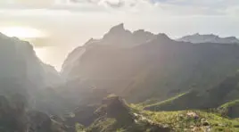 Flying over Tenerife [Video]