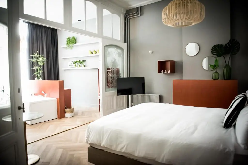 Hotelkamer met jacuzzi in Maastricht, Limburg